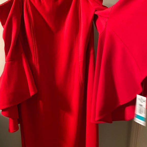 Beautiful Red Dress - Picture 2 of 5